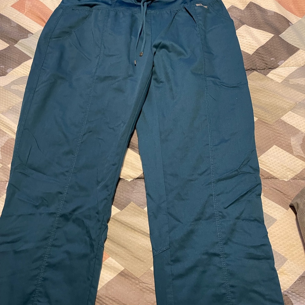 Scrub pants